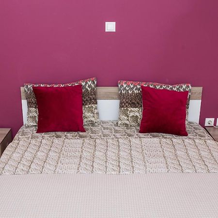 Voula'S Apartment Athena Bagian luar foto